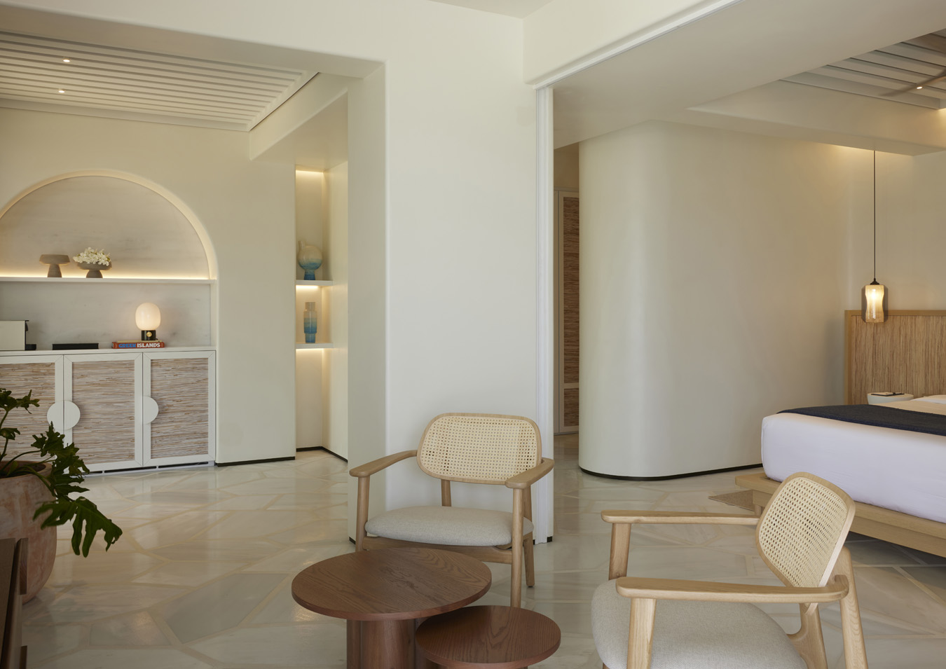 Premium Suite_1350x955